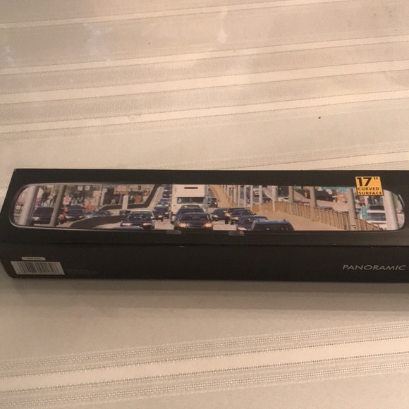 IDEAWORKS 17”curved surface 20/20 VISION PANORAMIC REAR-VIEW MIRROR. - Picture 3 of 12